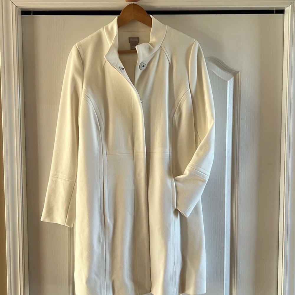 Lightweight 3/4 length coat